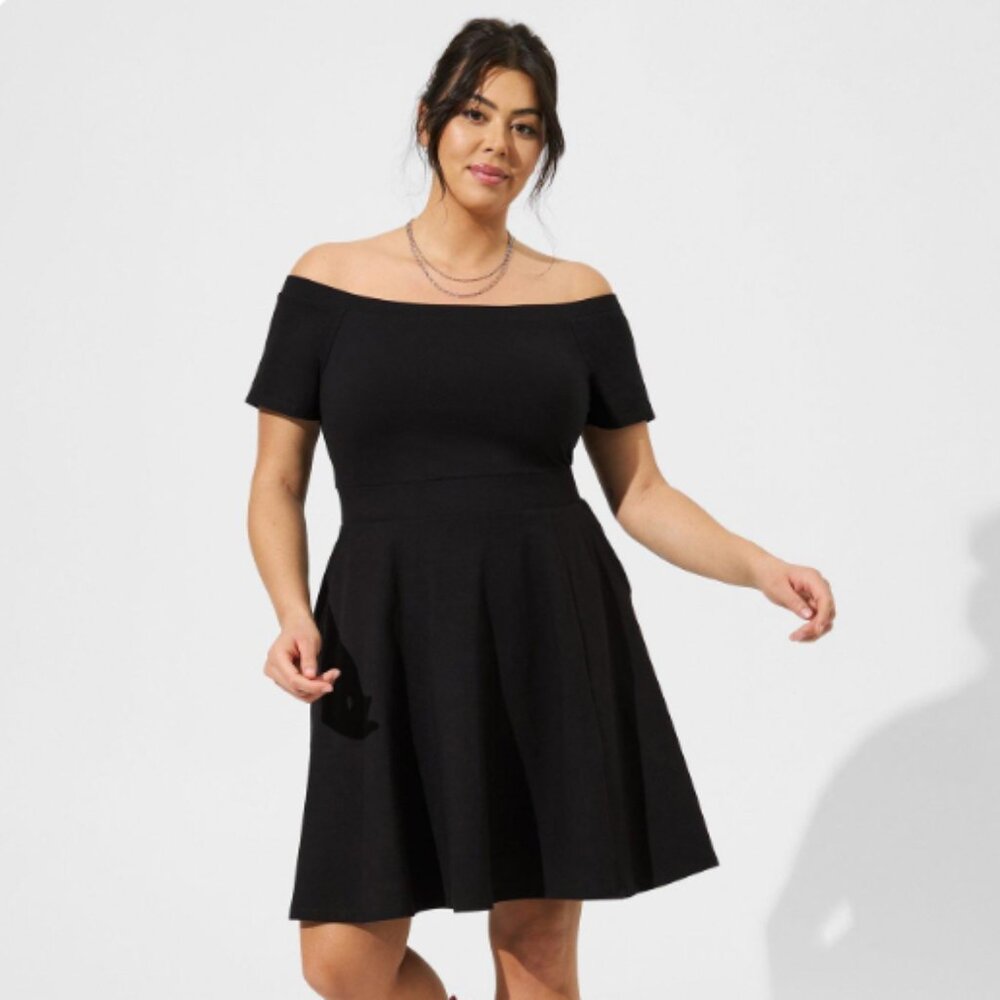 Torrid NWT Dress Size 1 Black Mini Foxy Off Shoulder Skater Dress